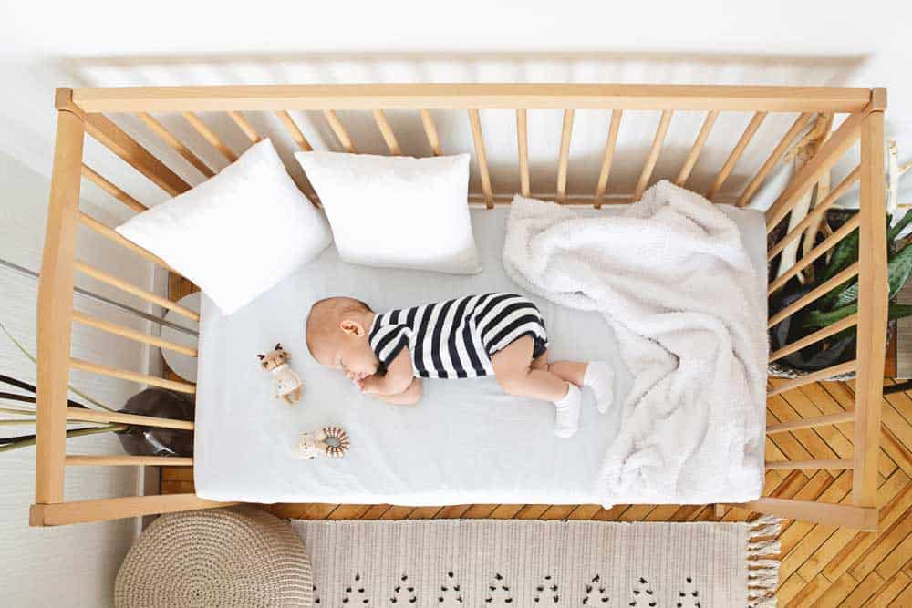 6 Best Cribs for Small Spaces (2024 Update) The Hadicks
